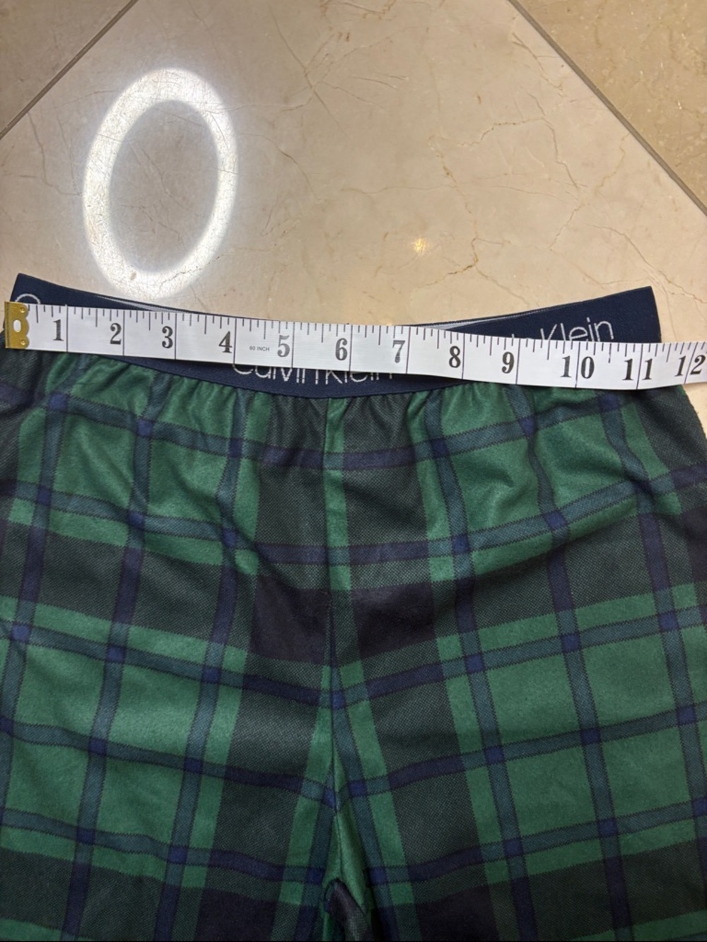 ⭐️ NWT- Calvin Klein Green Plaid Lounge Pants with Branded Waistband- Medium 7/8 - Picture 3 of 6